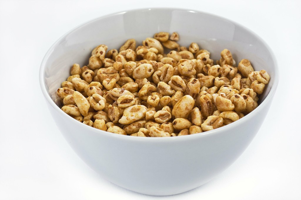 A bowl of cereals.